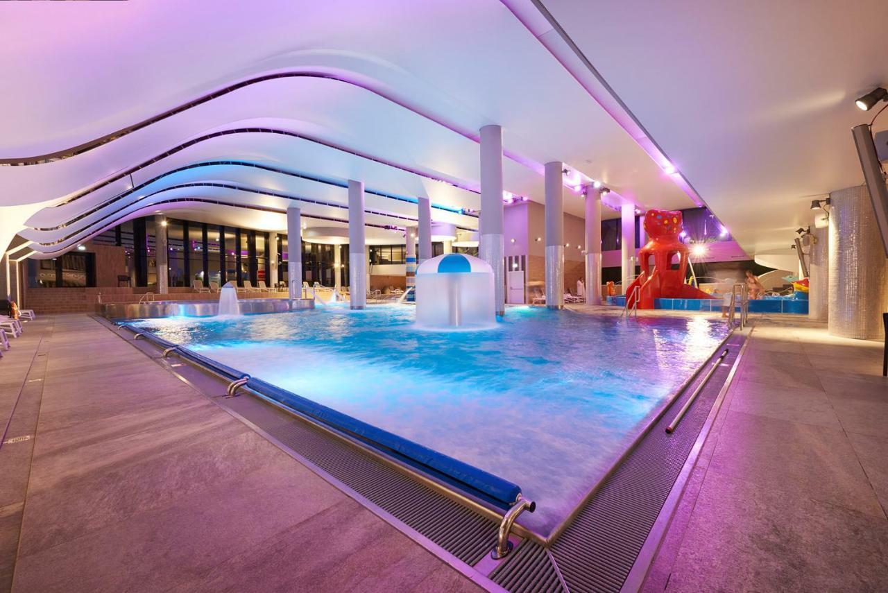 Vacationclub - Baltic Park Fort Apartament F.311 シフィノウイシチェ エクステリア 写真